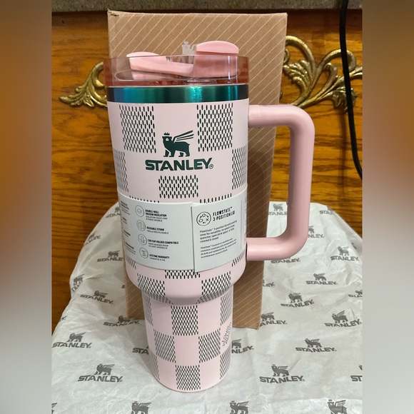 Stanley Pink Luxury